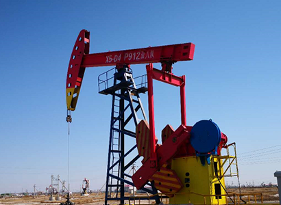 發(fā)明了盤(pán)形低速大扭矩永磁電機，減少了傳動(dòng)環(huán)節，提高了傳動(dòng)效率